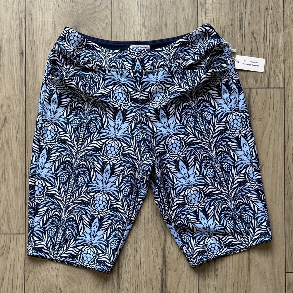 NWT Tommy Bahama Everyday Active Blue Floral Shorts Women’s Small